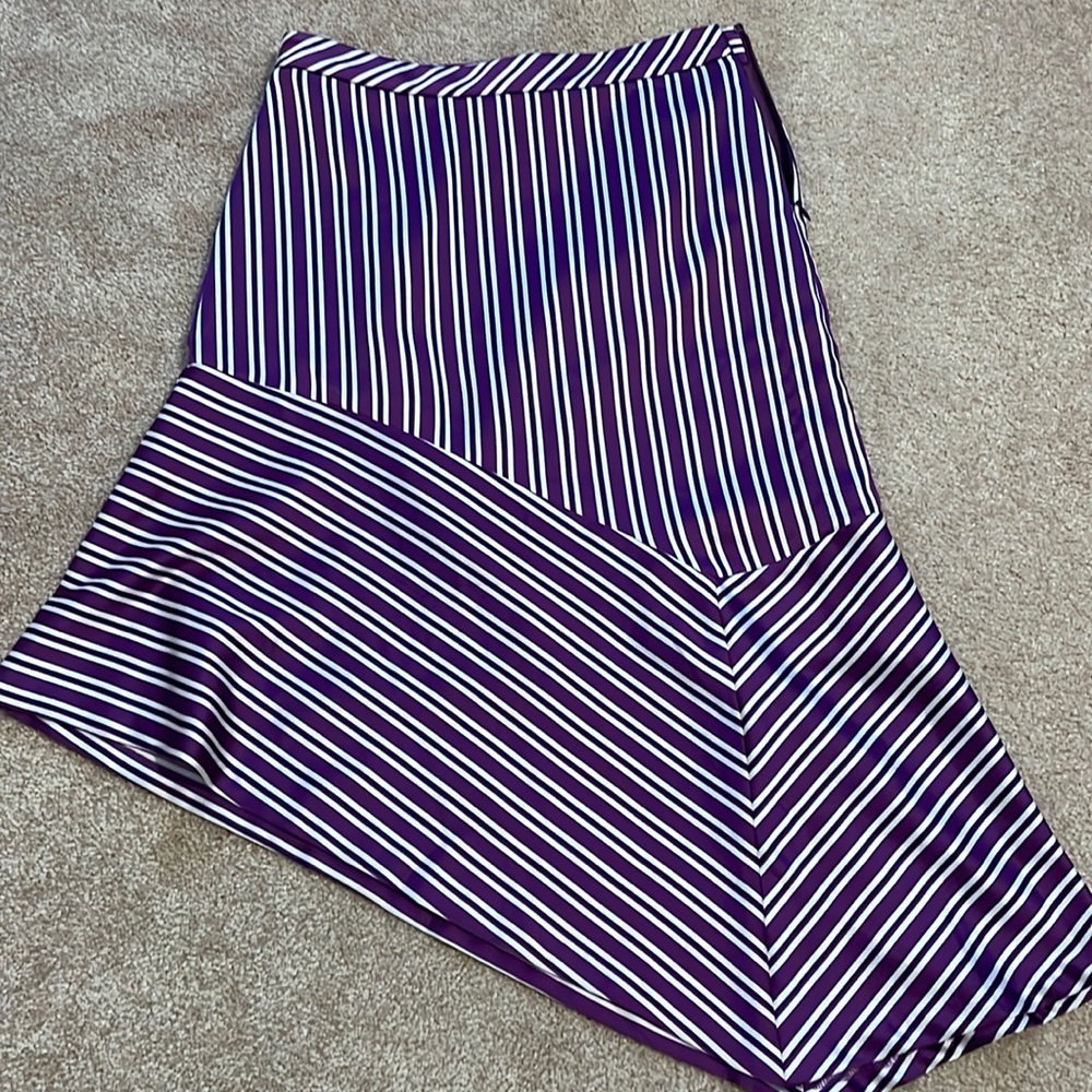 Banana Republic skirt in Satin